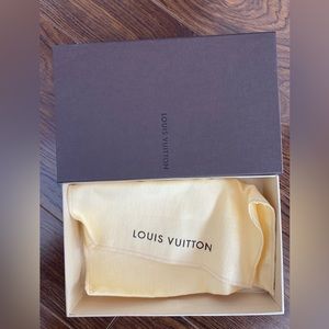 Louis Vuitton wallet paper box